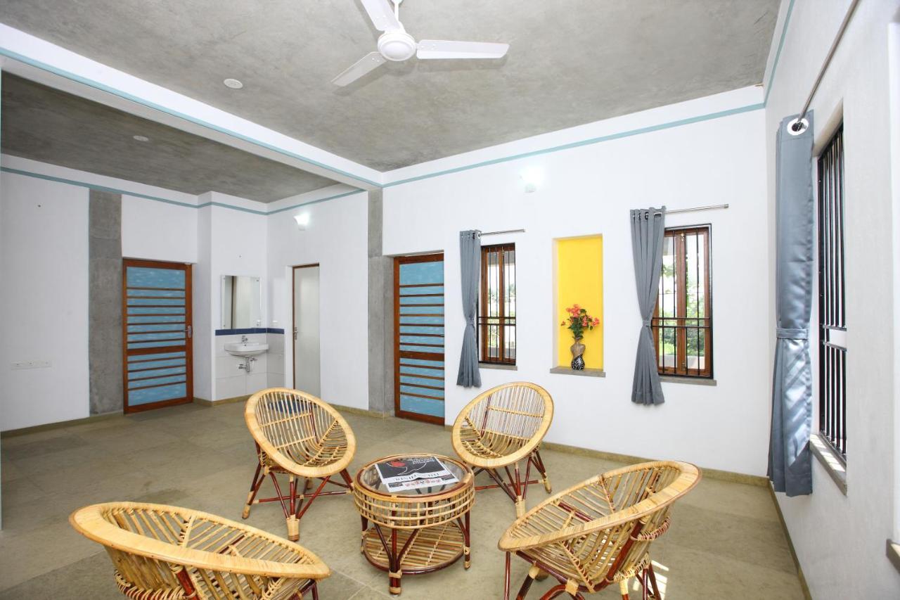Hotel Du Palais - Auroville Beach Pondicherry Exteriör bild