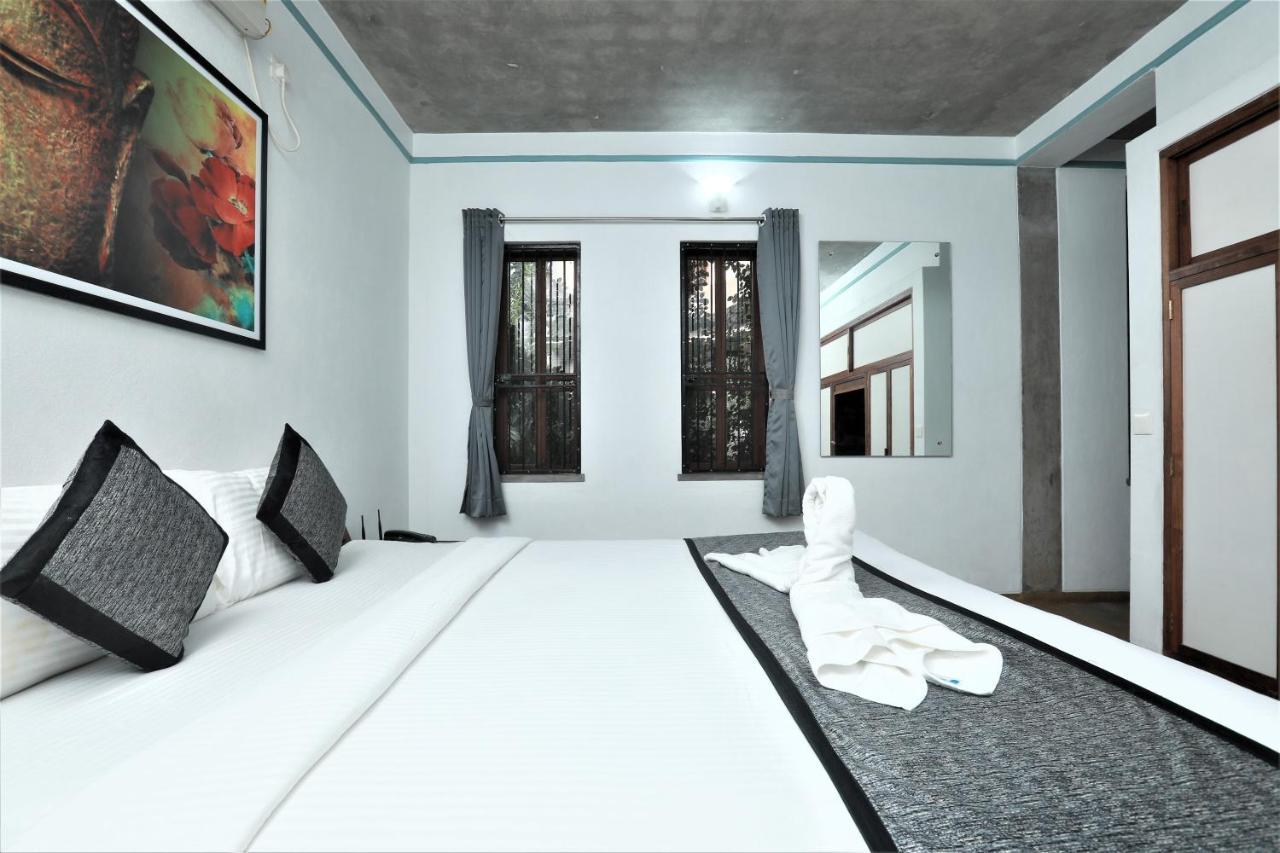 Hotel Du Palais - Auroville Beach Pondicherry Exteriör bild