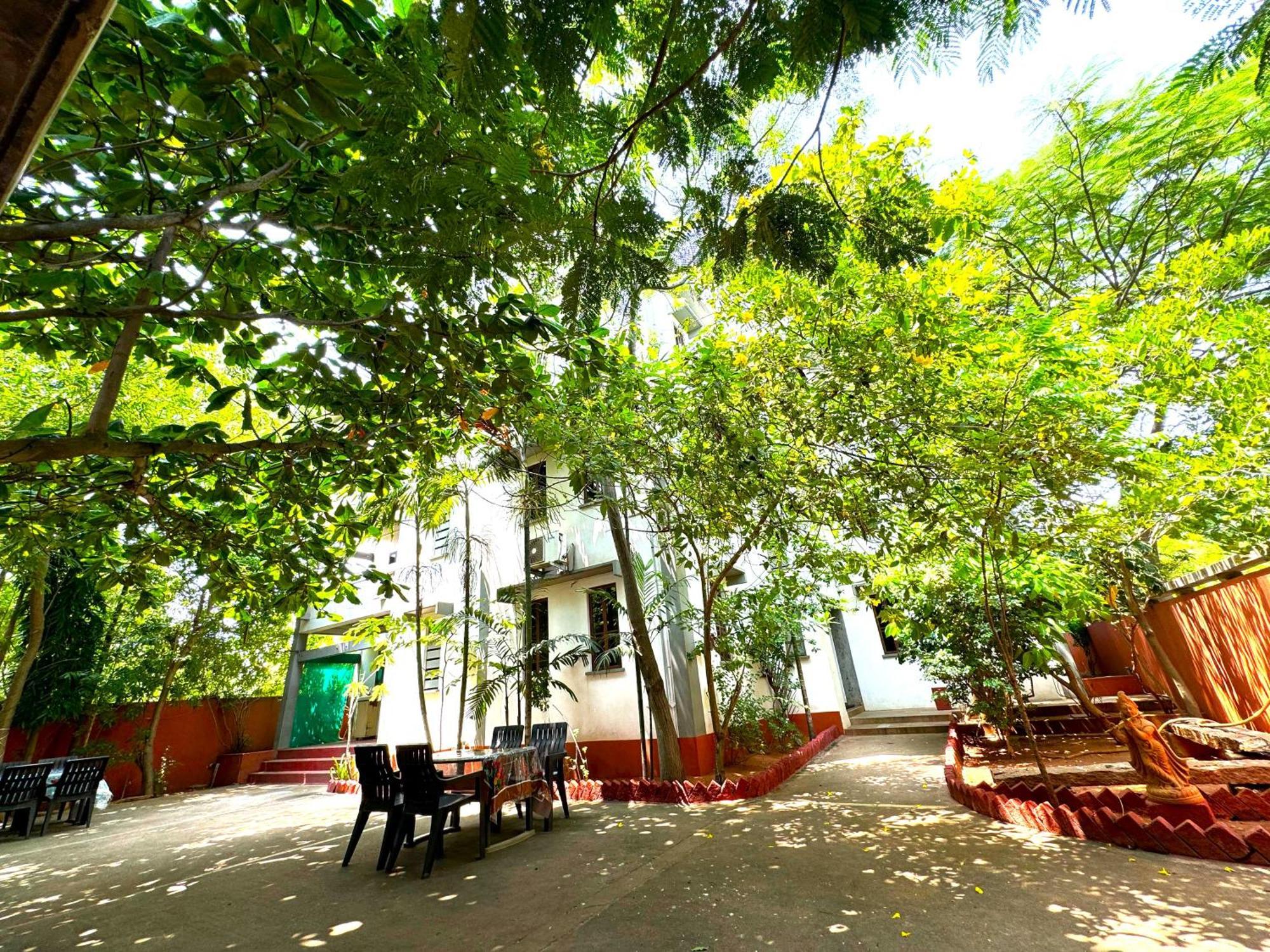 Hotel Du Palais - Auroville Beach Pondicherry Exteriör bild
