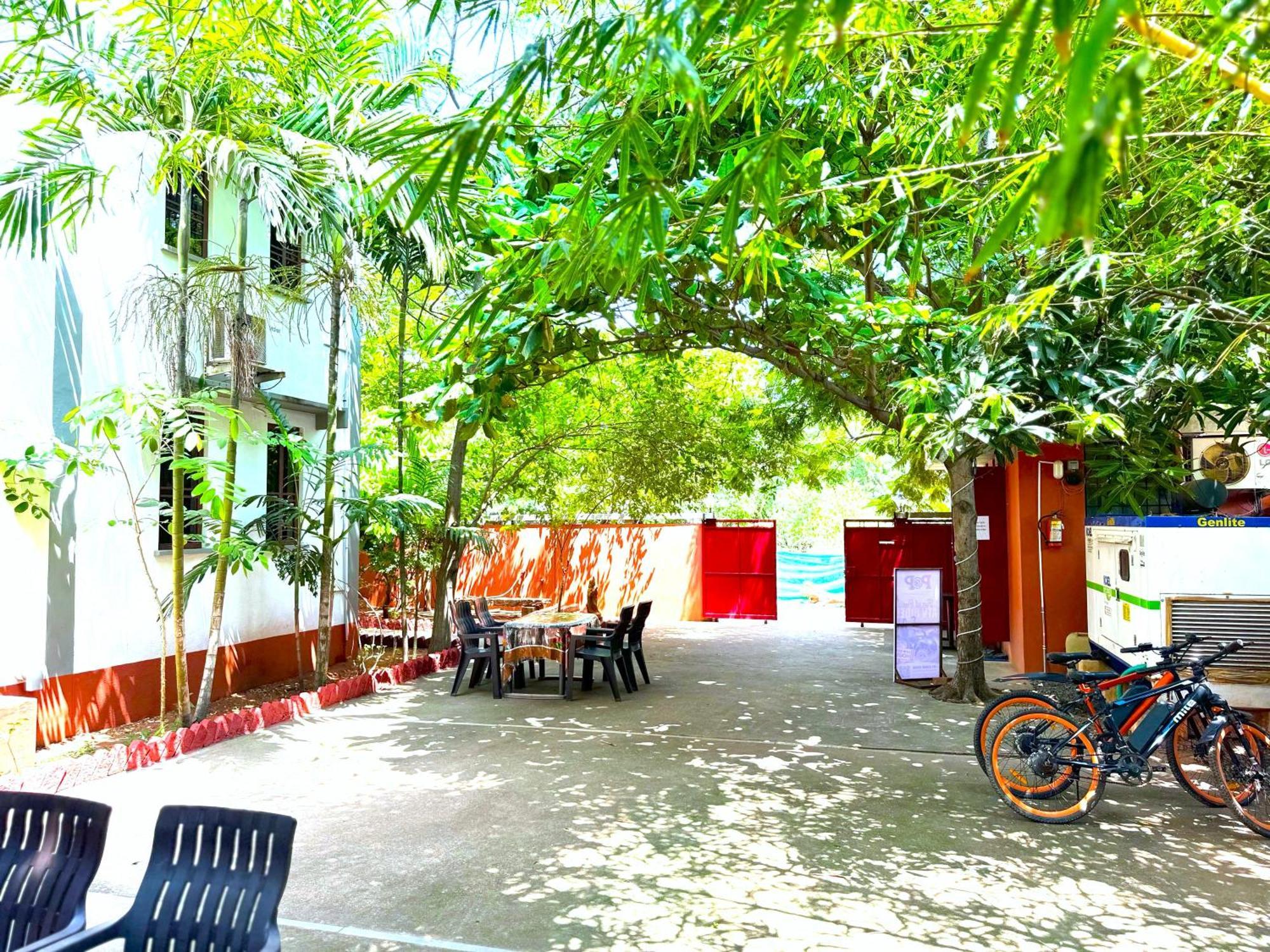 Hotel Du Palais - Auroville Beach Pondicherry Exteriör bild